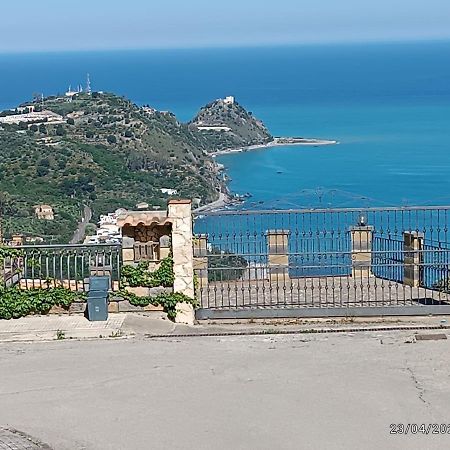 Tra Cielo E Mare Apartment Capo dʼOrlando Exterior foto